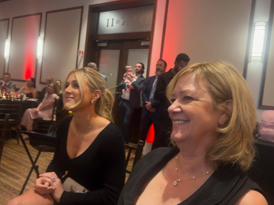 Trans-Agenda Collapsing / IL Governor Race
